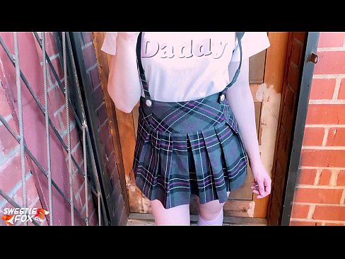 ❤️ Schoolgirl Sucks nws dick tob thiab fucks es tsis txhob ntawm chav kawm. ❌  porn  ntawm peb hmn.niceporn-tv.ru%