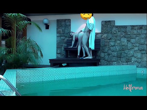 ❤️ Tus thawj coj caw tus tub txib mus rau hauv lub pas dej, tab sis tsis tuaj yeem tiv taus kub ❌  porn  ntawm peb hmn.niceporn-tv.ru%